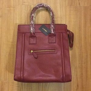 Burgundy tote bag